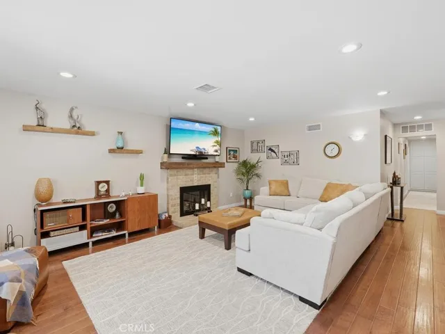 6029 Sheridan Way, Buena Park, California 90620
