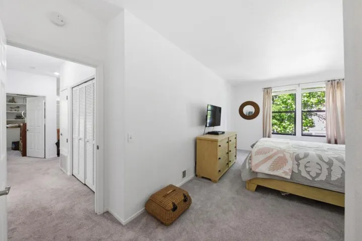 665 Cherry Avenue, Sonoma, California 95476