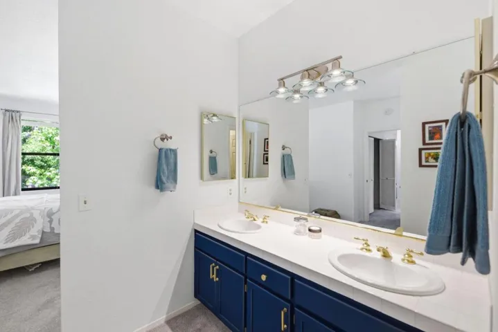665 Cherry Avenue, Sonoma, California 95476