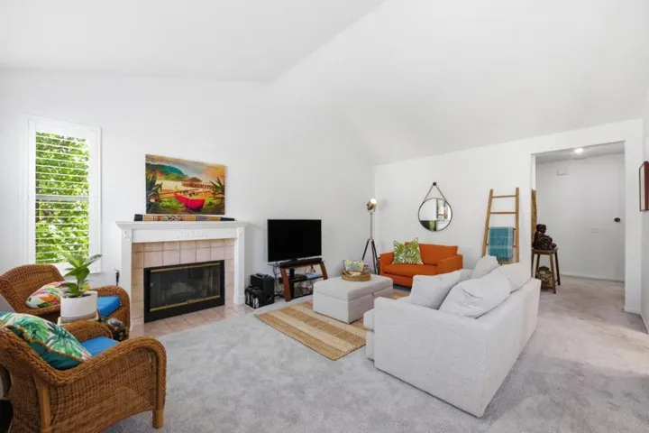 665 Cherry Avenue, Sonoma, California 95476