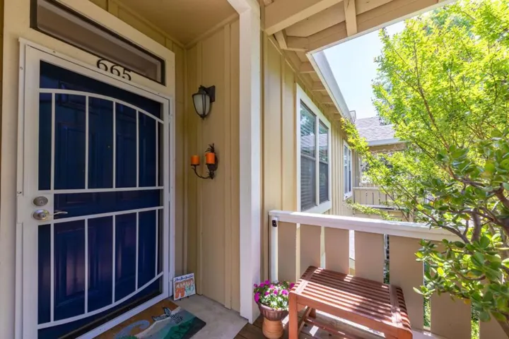 665 Cherry Avenue, Sonoma, California 95476