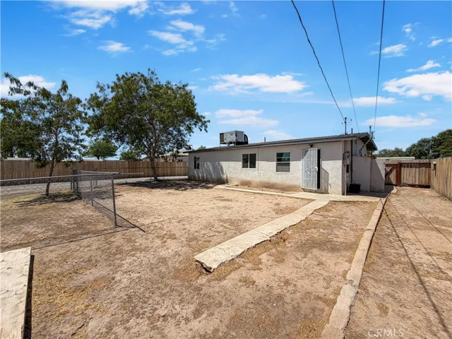 184 N Acacia, Blythe, California 92225