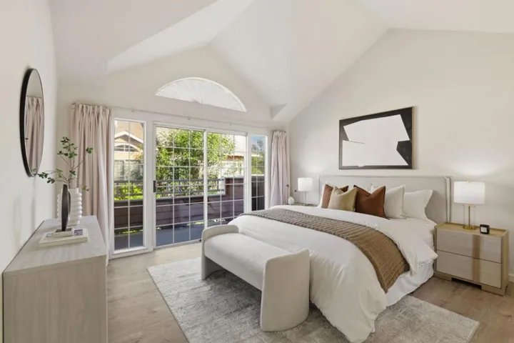444 San Antonio Road 7b, Palo Alto, California 94306