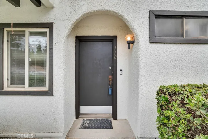 110 Jeranios Ct front door