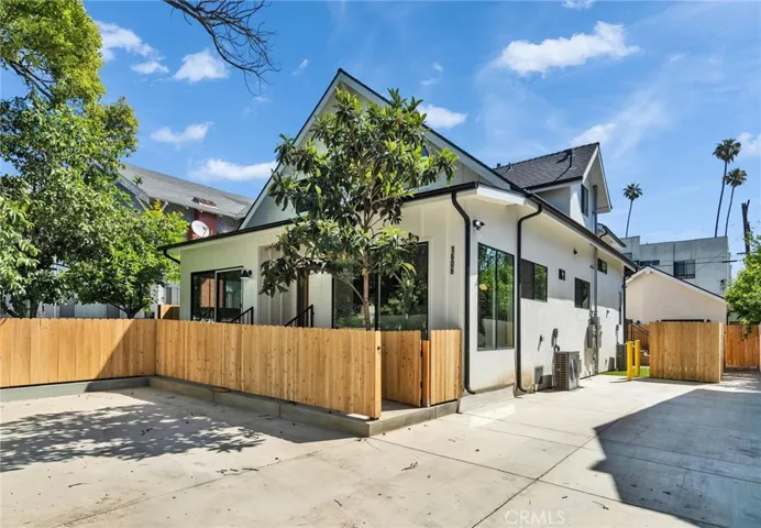1606 N Kingsley, Los Angeles, California 90027