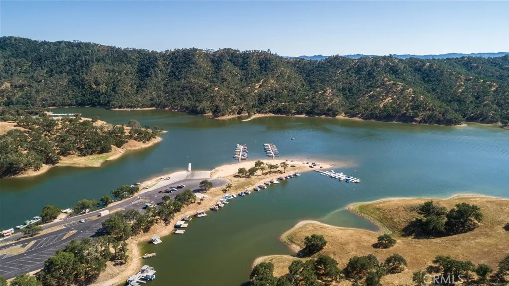 Private boat launch and marina for you to enjoy in community