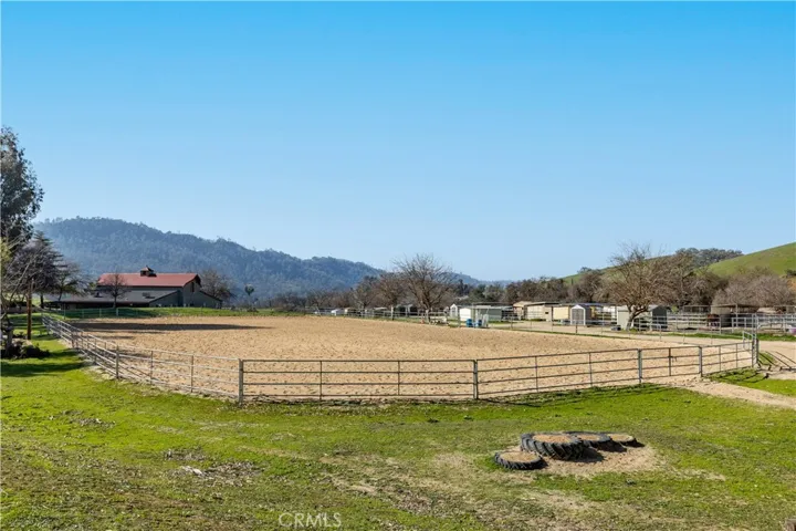 Equestrian center with stables-extra fee above HOA fee