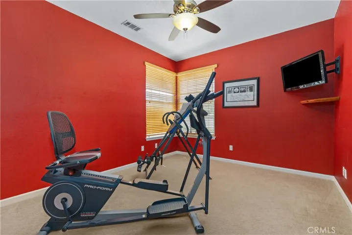 2nd bedroom