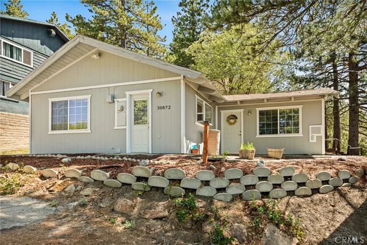 Welcome to 30872 Acorn  Ln. located in the beautiful town in Running Springs, CA.