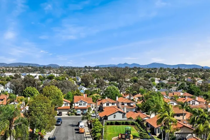 1781 Avenida Vista Labera, Oceanside, California 92056