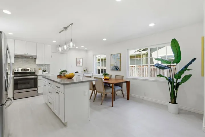 939 Kingfisher Drive, San Jose, California 95125