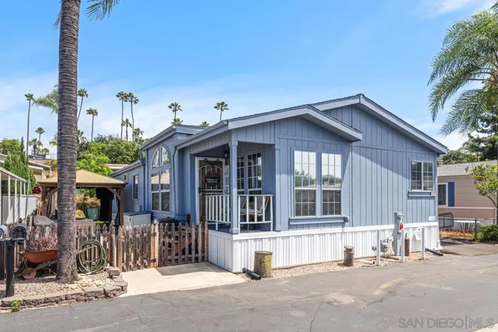 13490 Highway 8 Business 135, Lakeside, California 92040