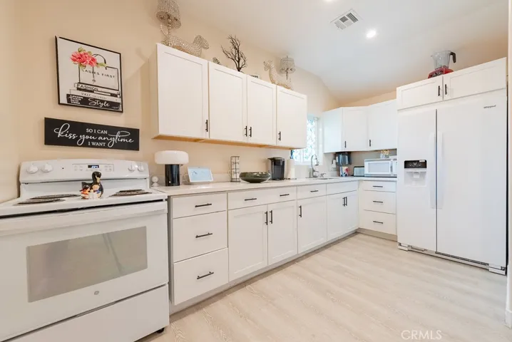 Guest House Kitchen