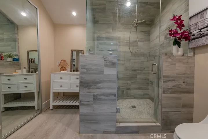 Guest House Bathroom