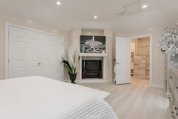 15657 Live Oak Springs Canyon, Canyon Country, California 91387