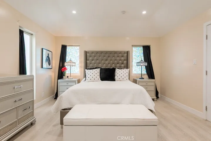 15657 Live Oak Springs Canyon, Canyon Country, California 91387