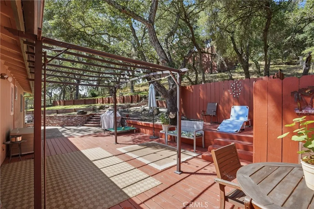 Peaceful backyard.