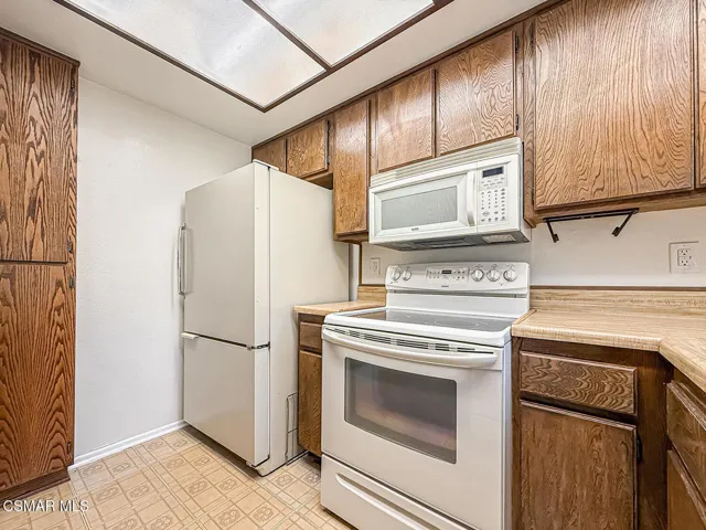 cDining and Kitchen7