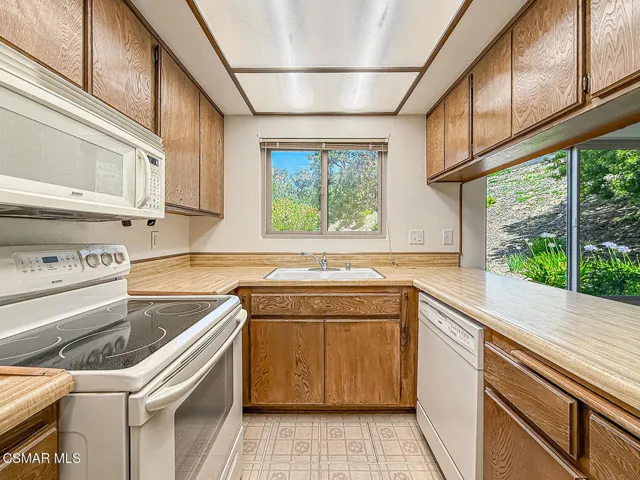 cDining and Kitchen6