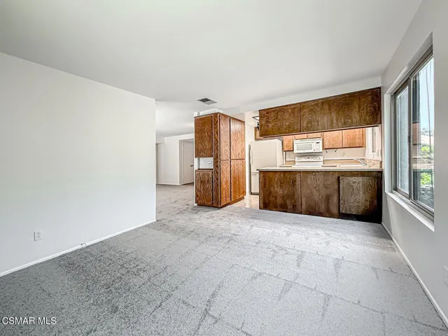 cDining and Kitchen2