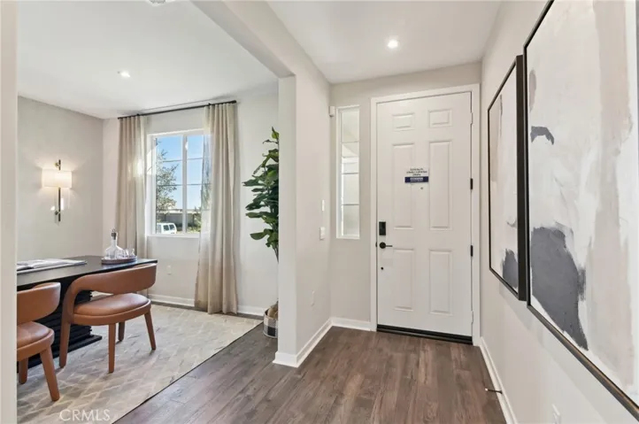 MODEL HOME