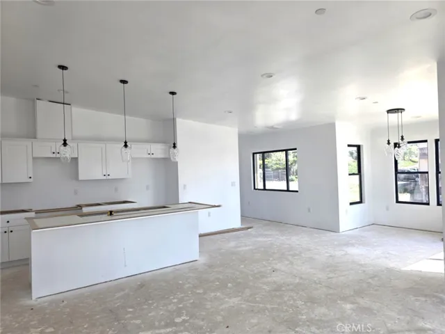 Vista upstairs duplex