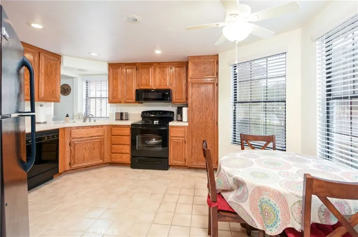 752 La Regal, Hemet, California 92545