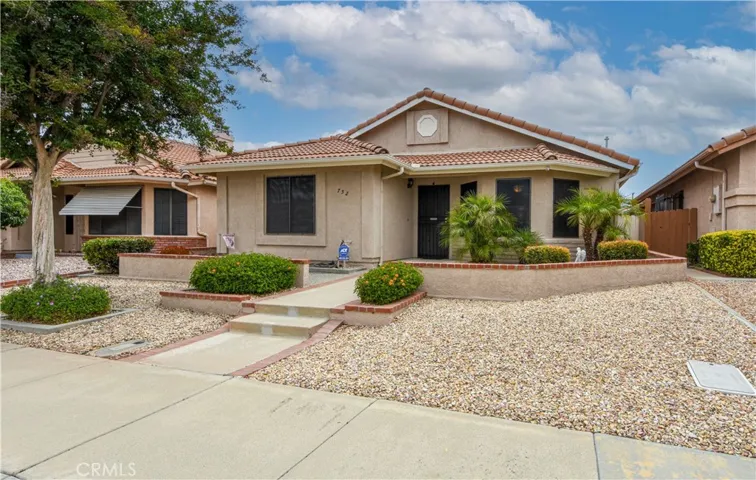 752 La Regal, Hemet, California 92545
