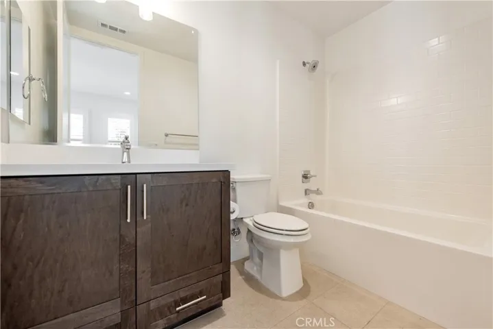 Main Floor Bathroom