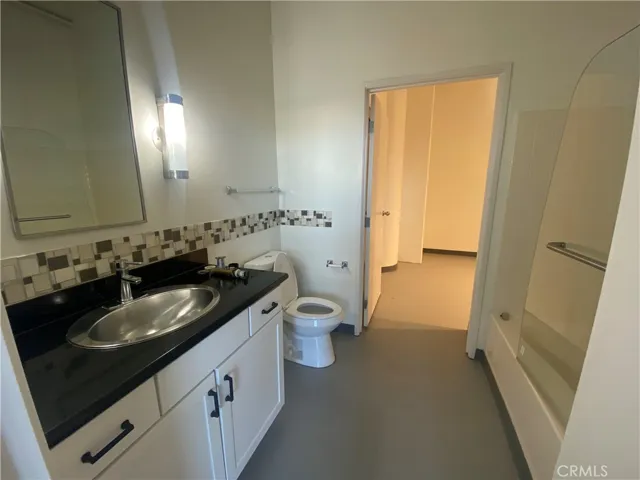 420 S San Pedro 306, Los Angeles, California 90013