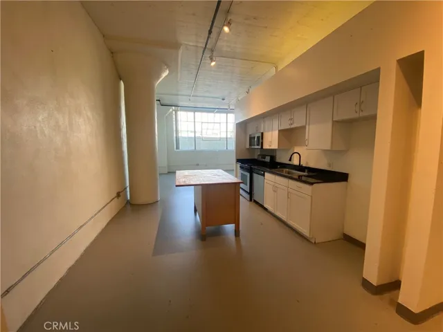 420 S San Pedro 306, Los Angeles, California 90013