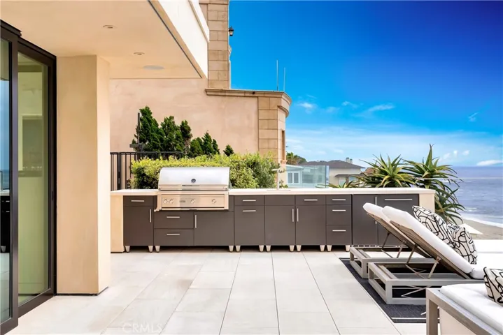 Built in bbq island