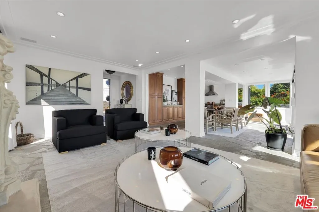 1300 Summitridge Drive, Beverly Hills, California 90210 — photo 4