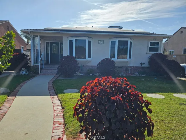3180 Easy Avenue, Long Beach, California 90810