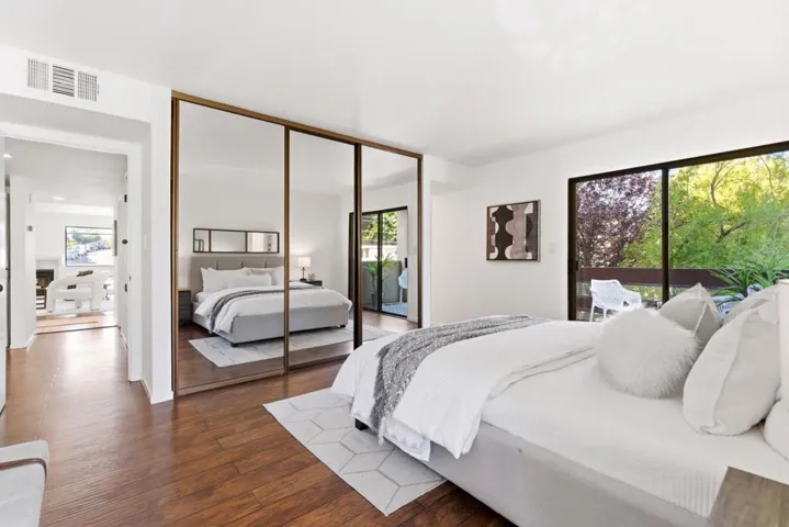 58 E Poplar Avenue 4, San Mateo, California 94401