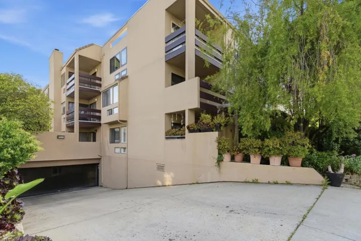 58 E Poplar Avenue 4, San Mateo, California 94401