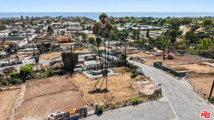 1214 Rimmer Avenue, Pacific Palisades, California 90272