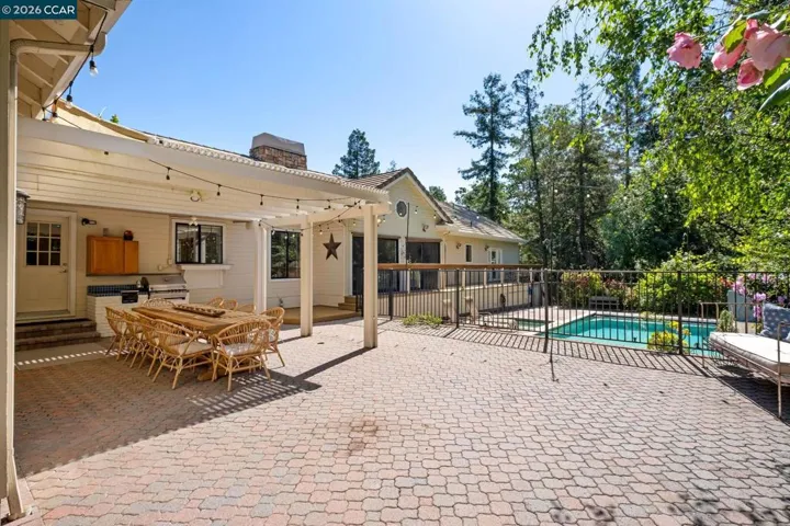 40 Donkey Flats Court, Pleasant Hill, California 94523