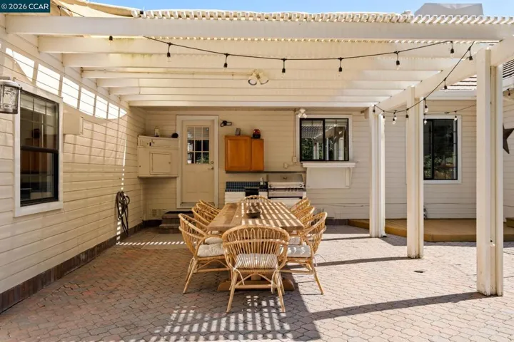 40 Donkey Flats Court, Pleasant Hill, California 94523