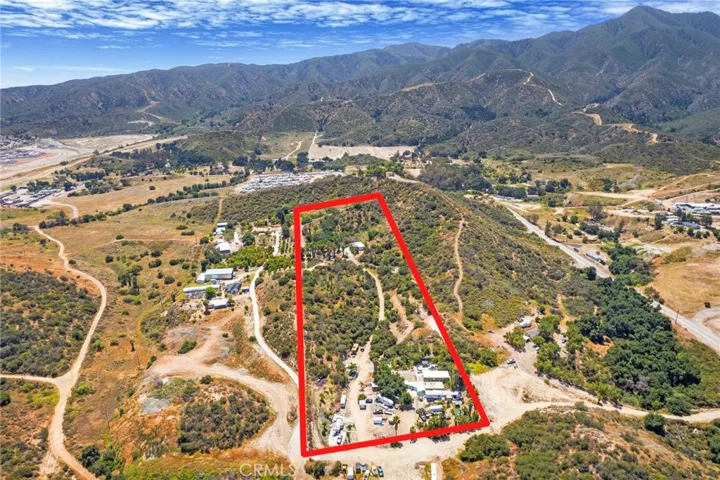 12385 Beardsley Way, Corona, California 92883