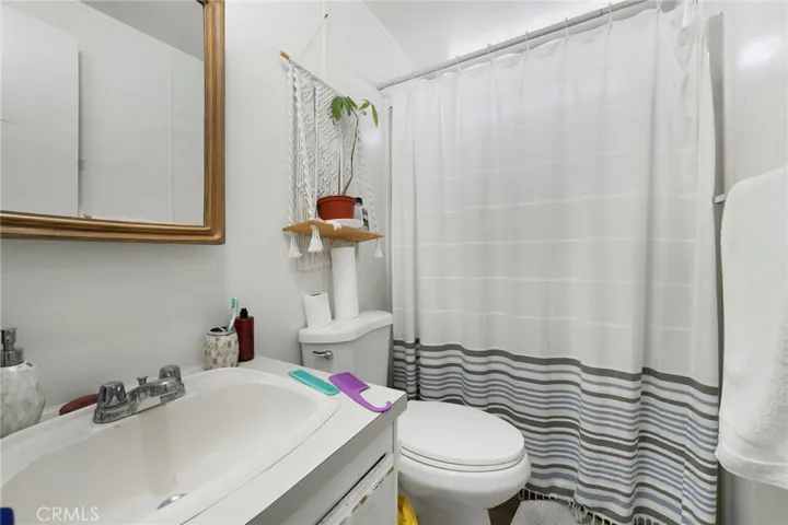 12385 Beardsley Way, Corona, California 92883