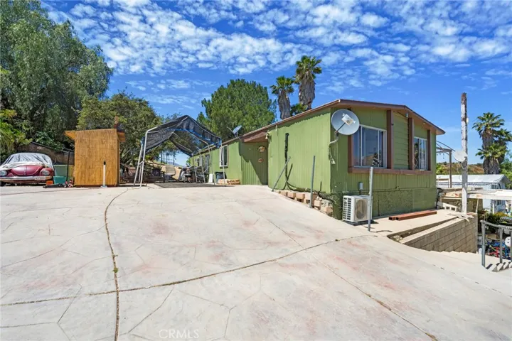 12385 Beardsley Way, Corona, California 92883
