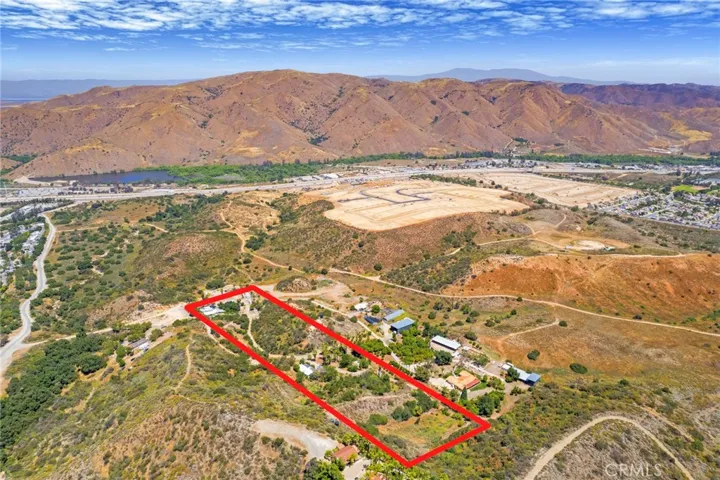 12385 Beardsley Way, Corona, California 92883