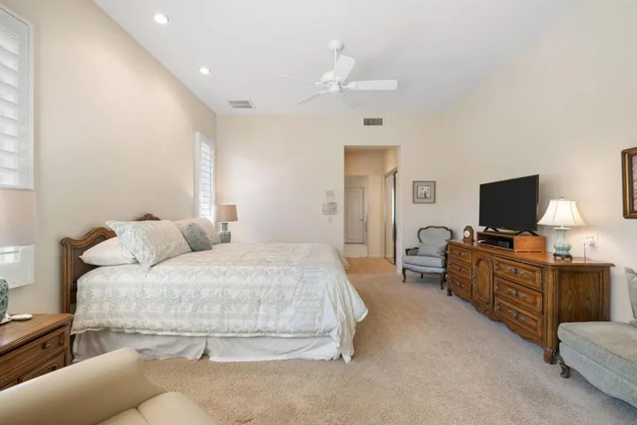 64-web-or-mls-8M4A1576