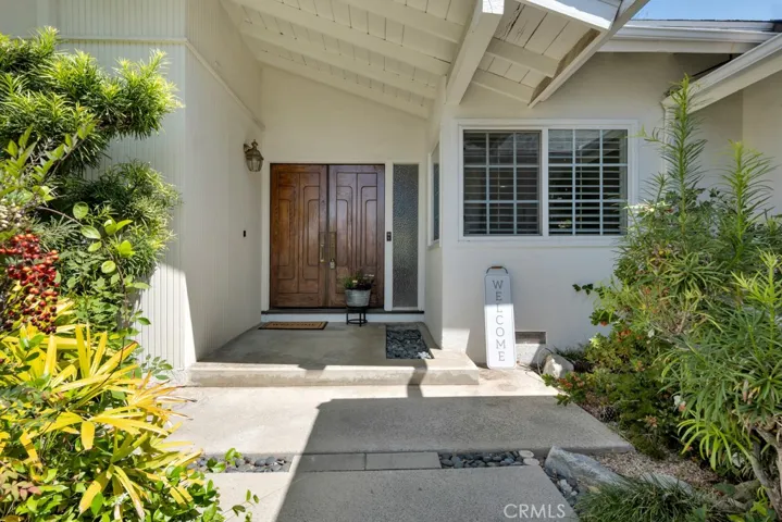 19615 Vintage Street, Northridge, California 91324