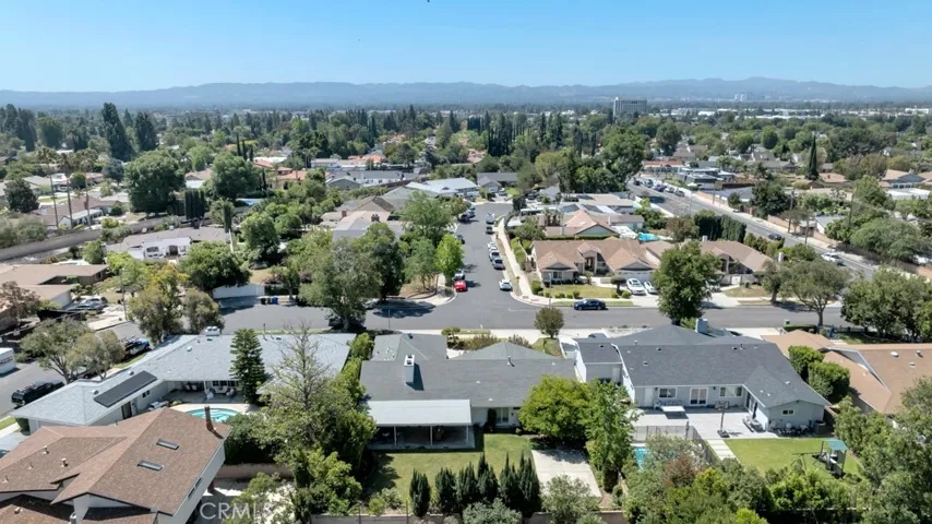 19615 Vintage Street, Northridge, California 91324