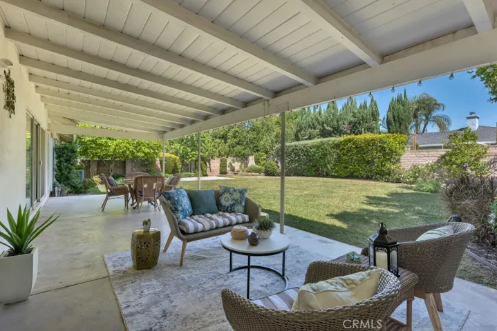 19615 Vintage Street, Northridge, California 91324