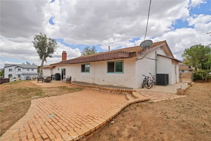 Expansive outdoor area with flexible use potential