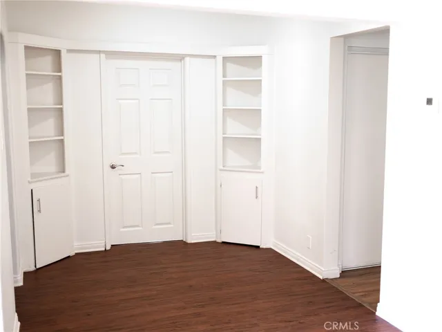 5016 Kester, Sherman Oaks, California 91403