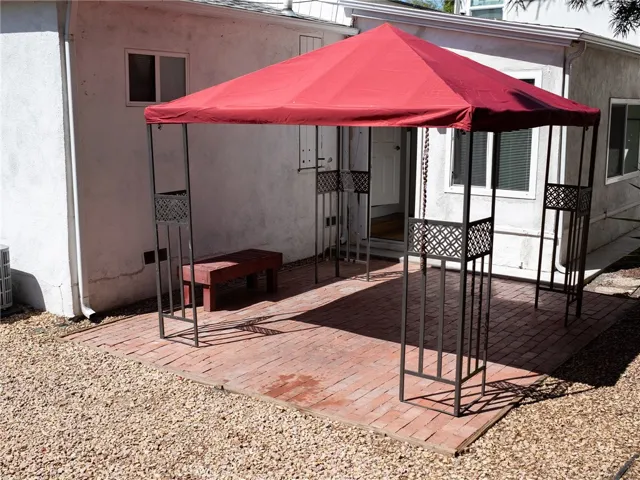 5016 Kester, Sherman Oaks, California 91403